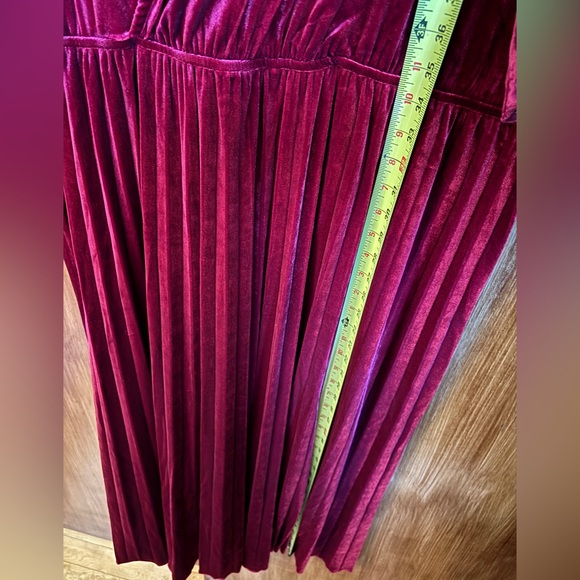 NWT Noelle Red Velvet Midi Dress | Pleated, V-Neck, A-Line | Women’s Plus 2X - Picture 13 of 16